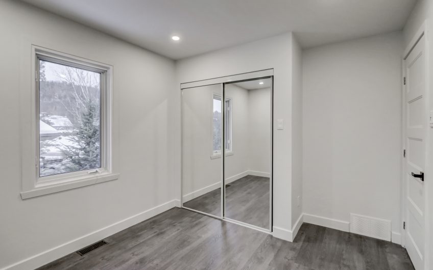 STE ADELE ; maison avec bachelor