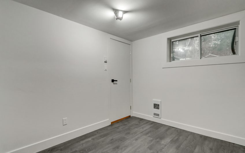 STE ADELE ; maison avec bachelor