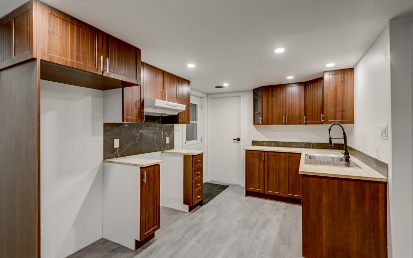 STE ADELE ; maison avec bachelor