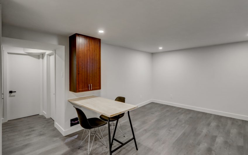 STE ADELE ; maison avec bachelor