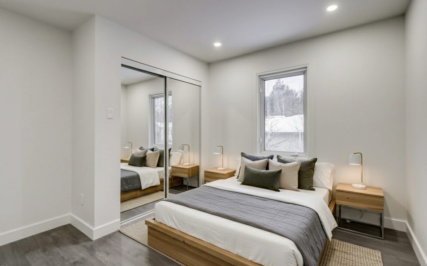 STE ADELE ; maison avec bachelor