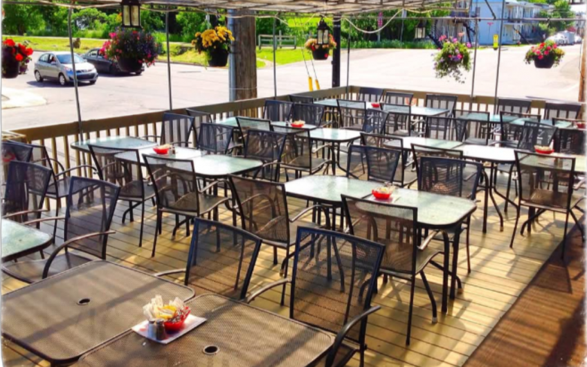 st Jérôme Duplex avec restaurant