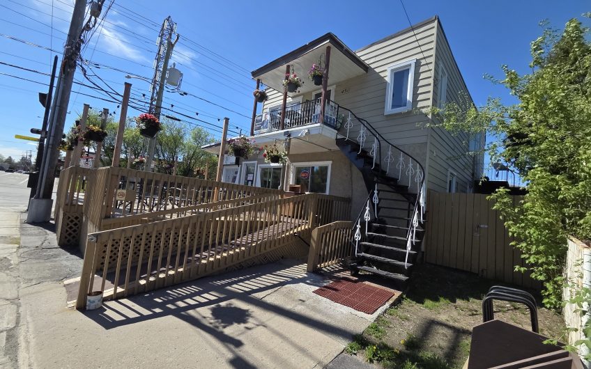 DUPLEX  A  ST JÉROME