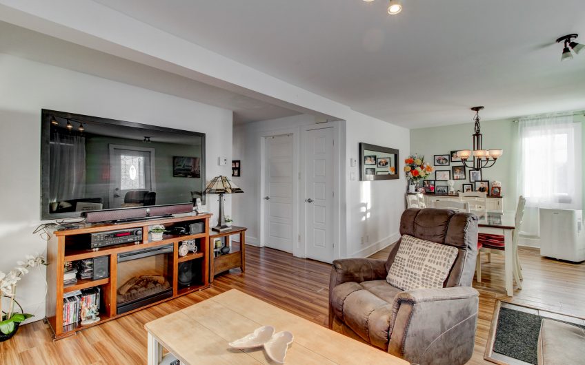 DUPLEX  A  ST JÉROME